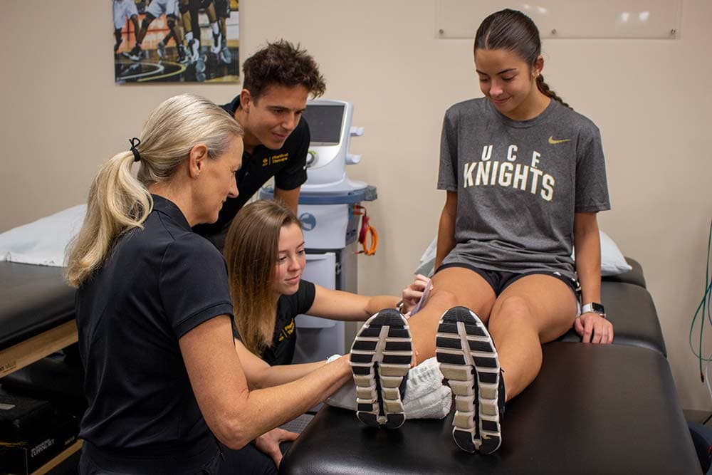 Professional therapist providing home care services